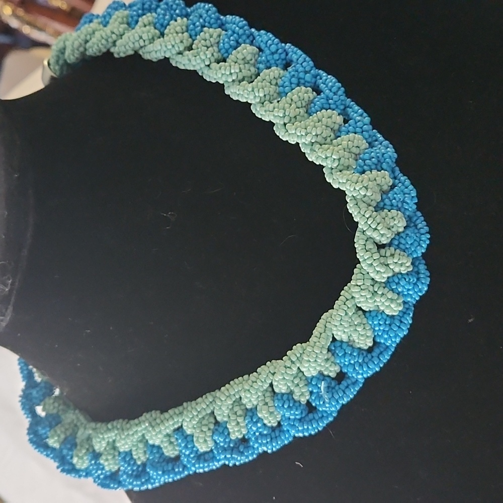 Hand made necklace - Picture 3 of 3